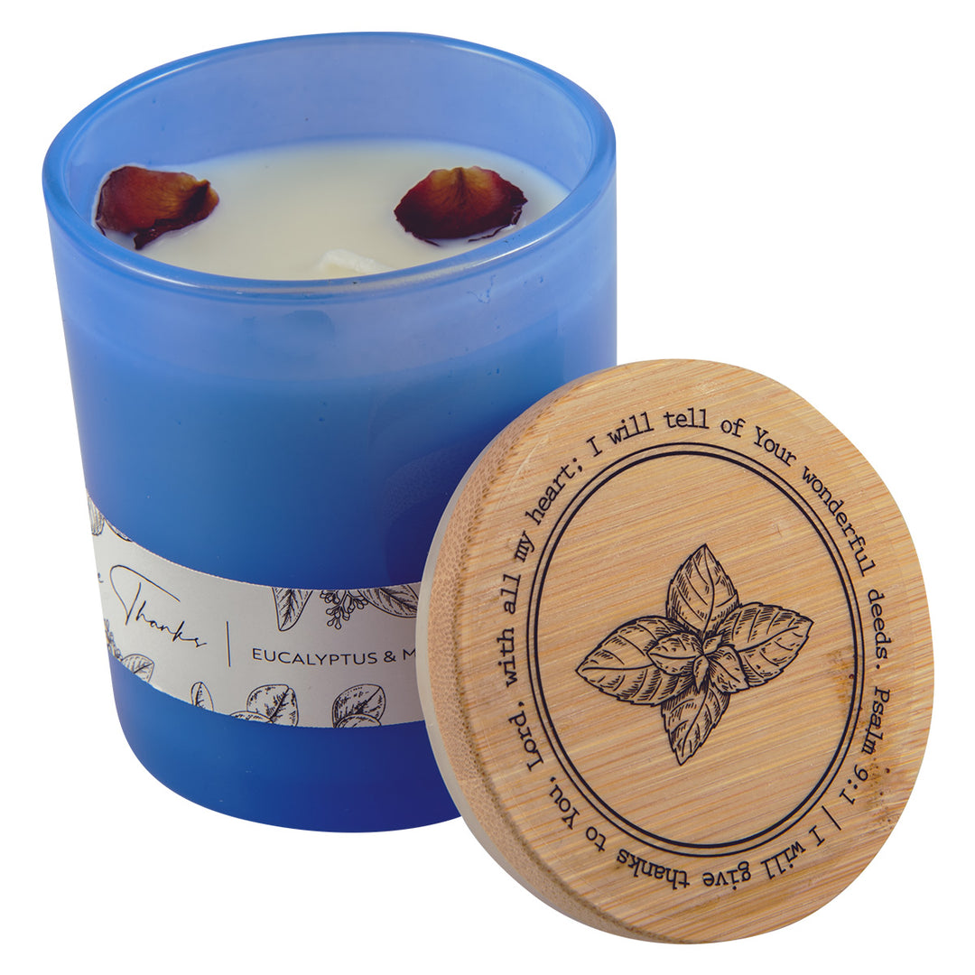 Give Thanks Blue Eucalyptus & Mint Scented Candle With Bamboo Lid - Psalms 9:1