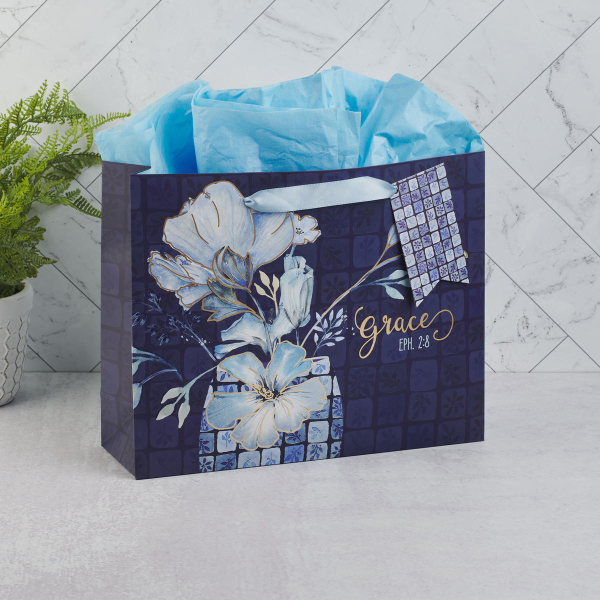 Grace Large Landscape Gift Bag with Gift Tag