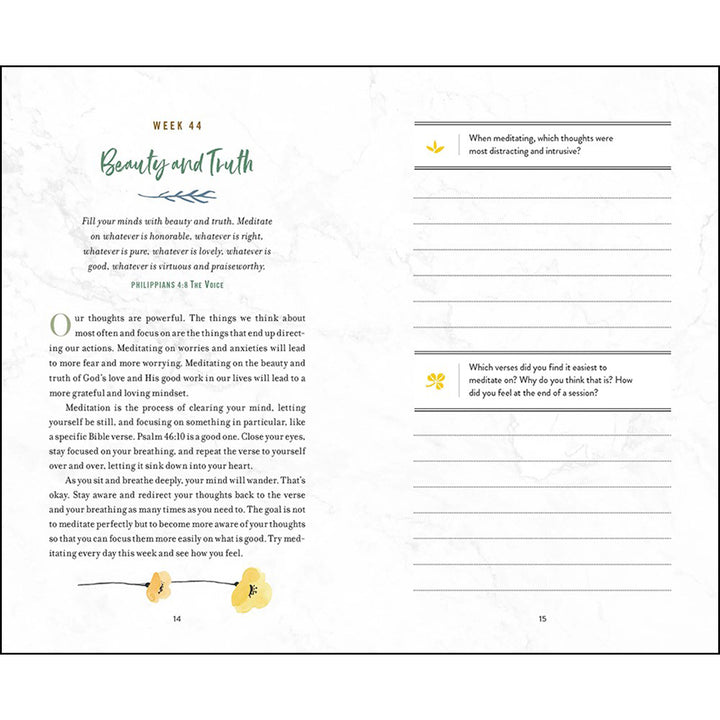 The Weekly Self-Care Project: A Challenge To Journal, Reflect, And Invite Balance (Hardcover)