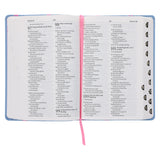 NLV Ligblou Met Pienk Blomme Kunsleer Standaard Bybel Met Duimgrepe