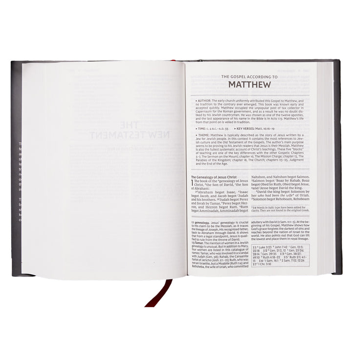 NKJV Foundation Study Bible Large Print Red Letter (Comfort Print)(Hardcover)