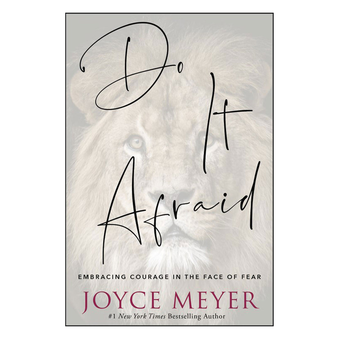 Do It Afraid: Embracing Courage In The Face Of Fear (Paperback)