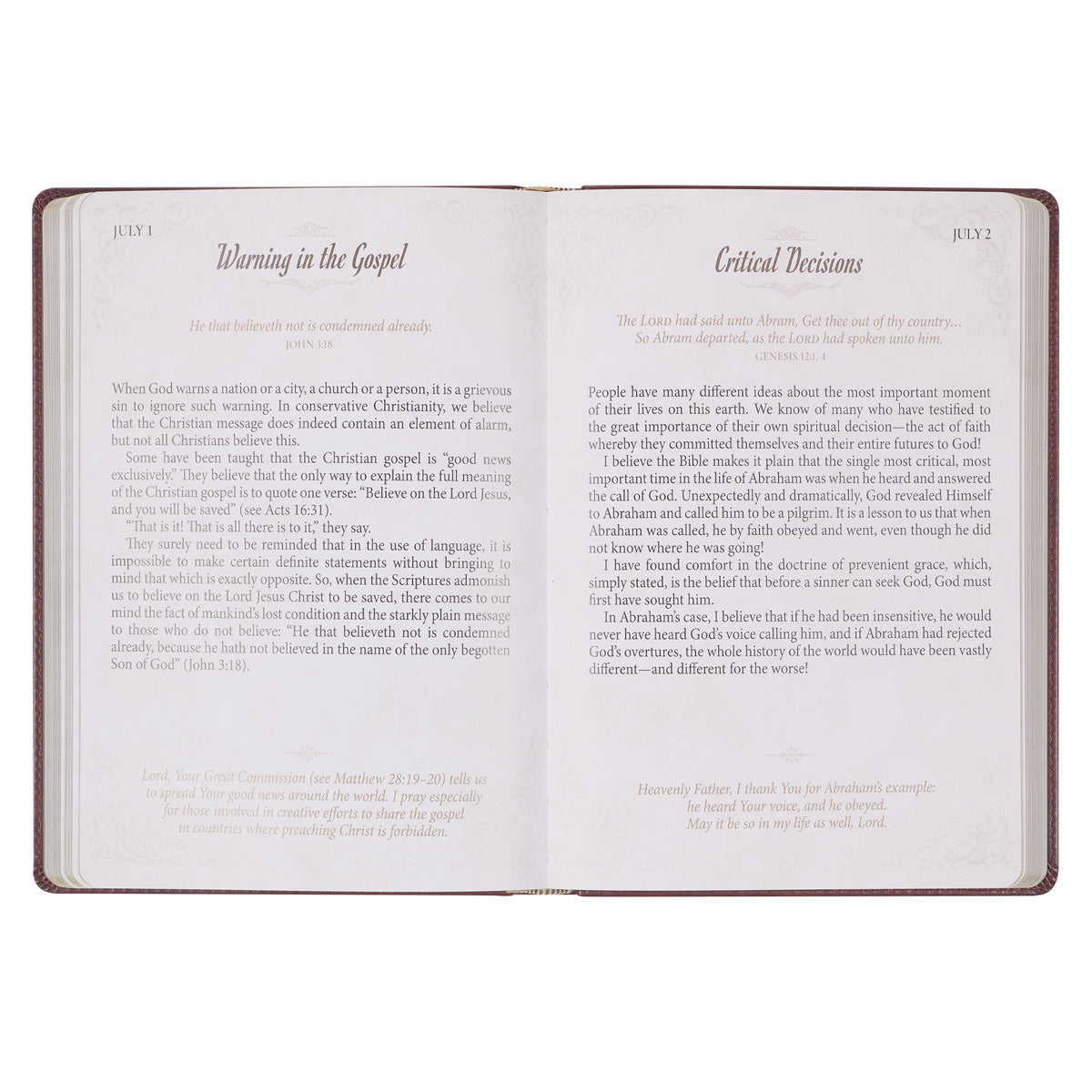 Pursuing God: 366 Daily Devotions (Faux Leather)