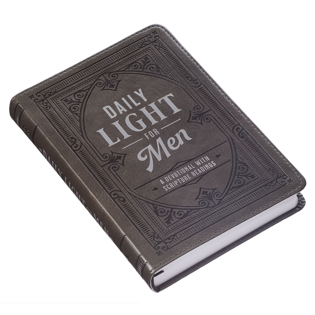 Daily Light Devotional for Men: A Devotional with Scripture Readings (Faux Leather)