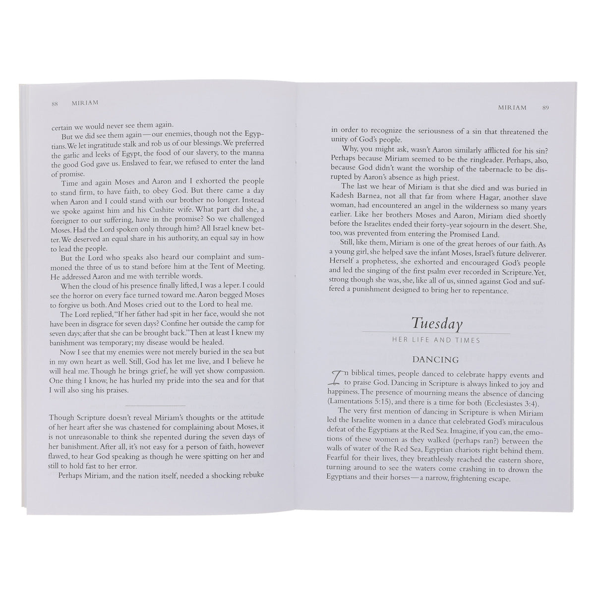 Women Of The Bible Devotional: One Year Devotional Study (Paperback)